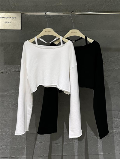 Mikina s zkráceným lemem